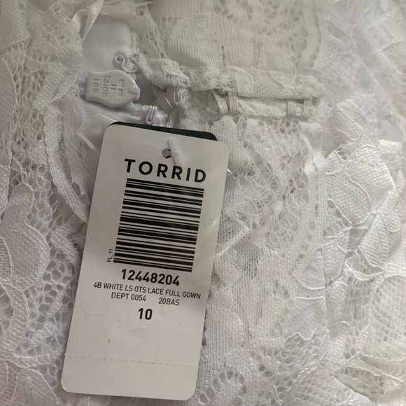 Torrid Women’s White Lace Off Shoulder A-Line Wedding Dress Size 10 NWT NIB - Picture 13 of 13
